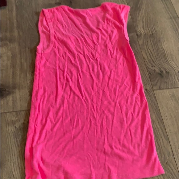 Pink neon tank - Picture 3 of 3